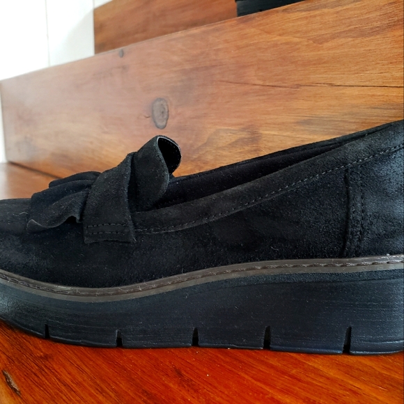Clark suede loafer sz 8 black - Picture 1 of 3